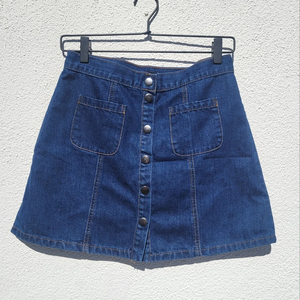UO BDG Button Up Mini Skirt Size S
